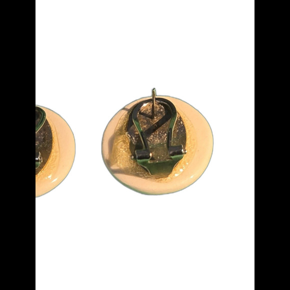 Earrings By The Button Connection Resin Cat Face Earrings - Picture 5 of 6